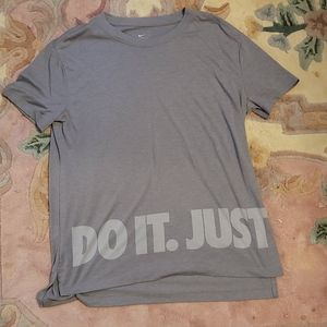 Nike tshirt